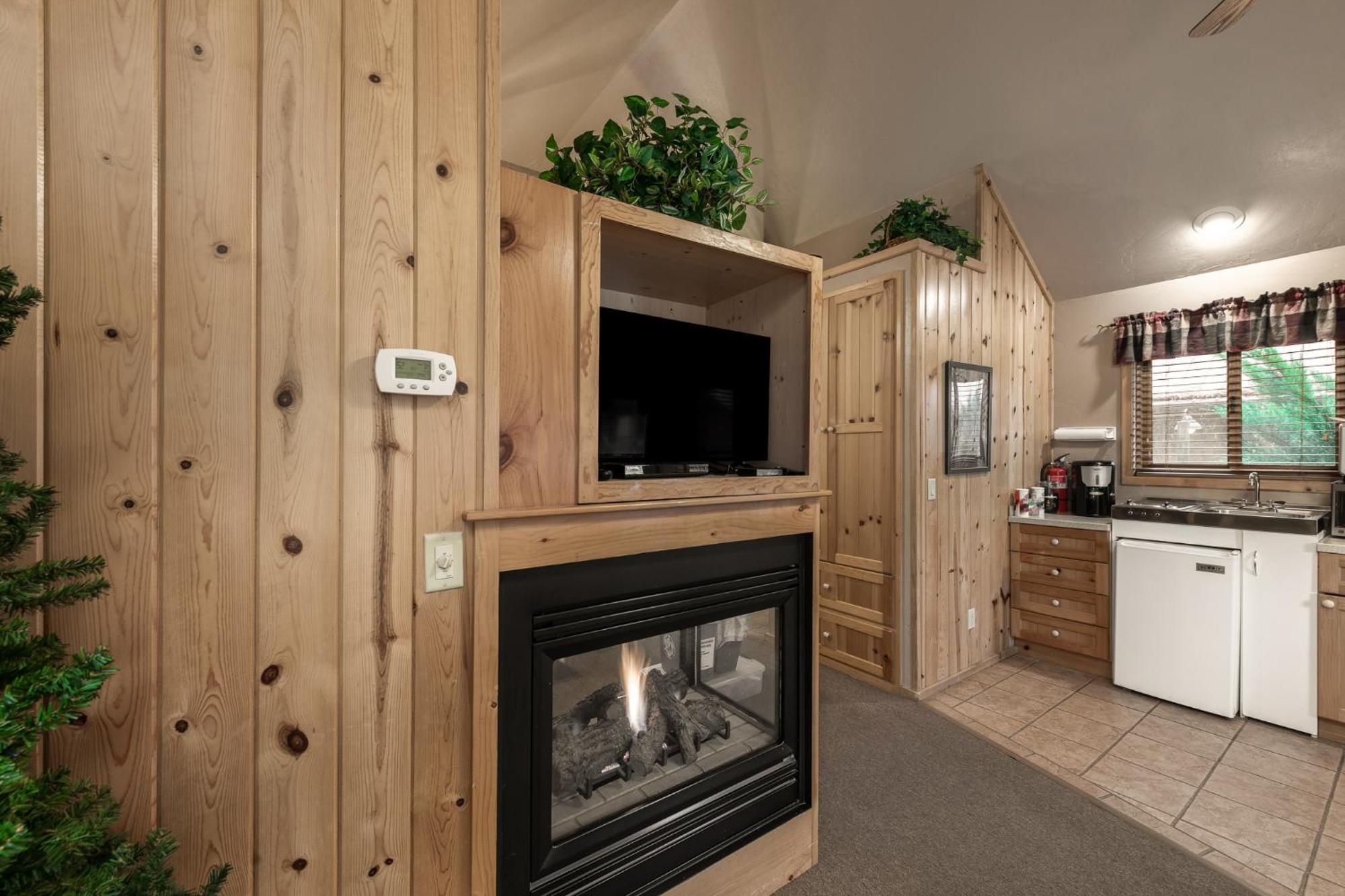Shadow Mountain Lodge And Cabins ルイドソ エクステリア 写真